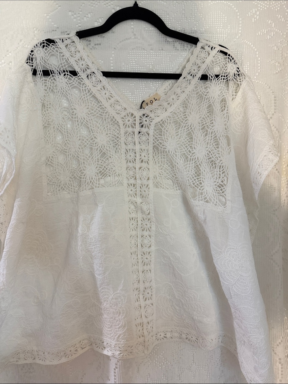 POL White Crochet Lace V-Neck Tunic Top